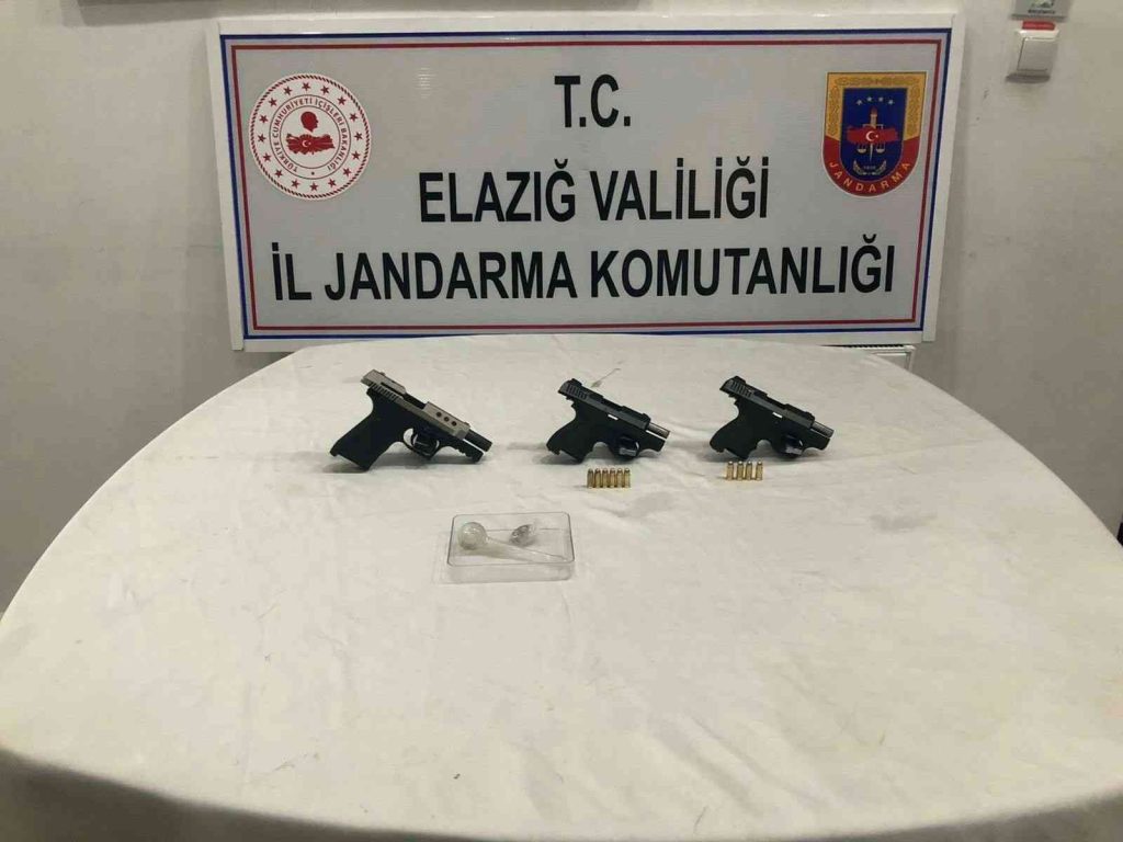 Elazığ’da 600 kilo demir çalan 5 şüpheli yakalandı