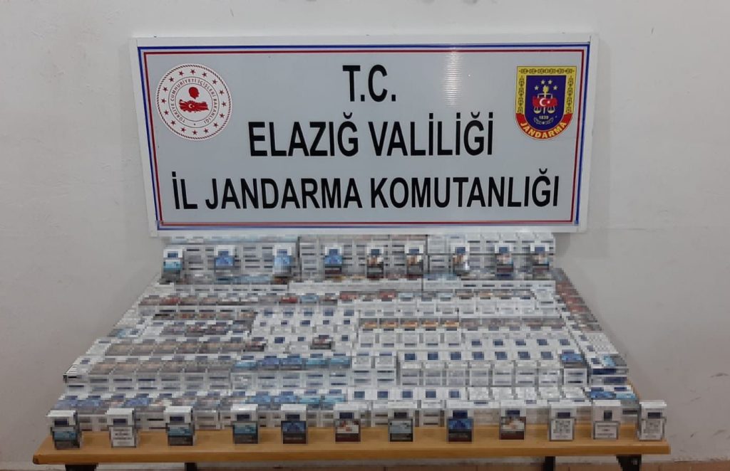 Elazığ’da 910 paket bandrolsüz sigara ele geçirildi