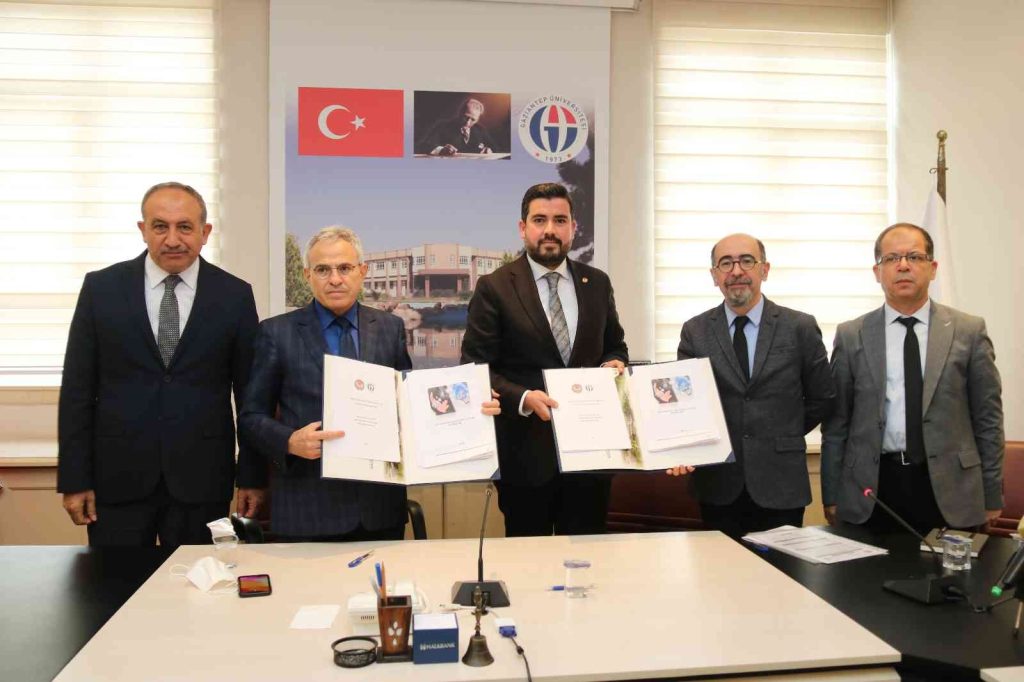 Gazeteciler ile iletişimciler GGC Akademi çatısı altında toplanacak