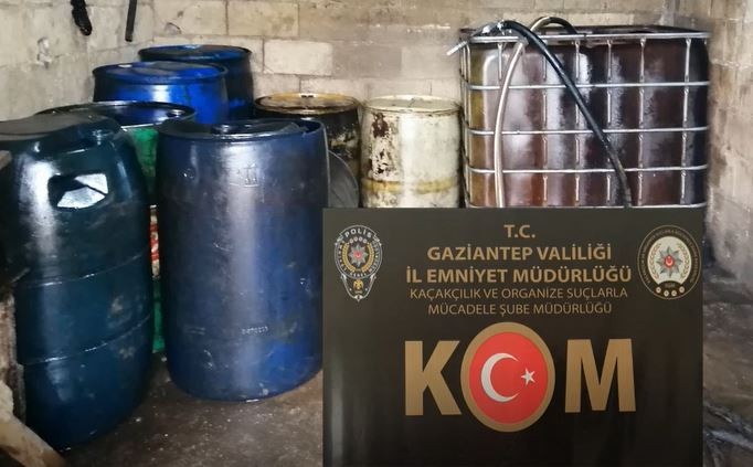 Gaziantep’te 2 bin 500 litre kaçak akaryakıt ele geçirildi