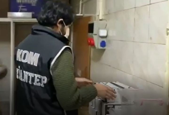 Gaziantep’te 53 bin 800 adet dolu ve boş makaron ele geçirildi