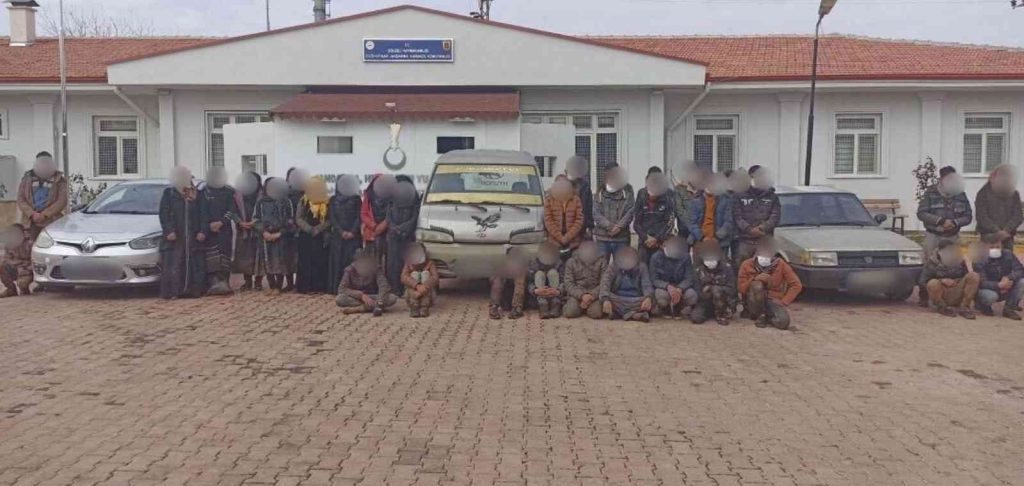 Gaziantep’te 60 düzensiz göçmen yakalandı