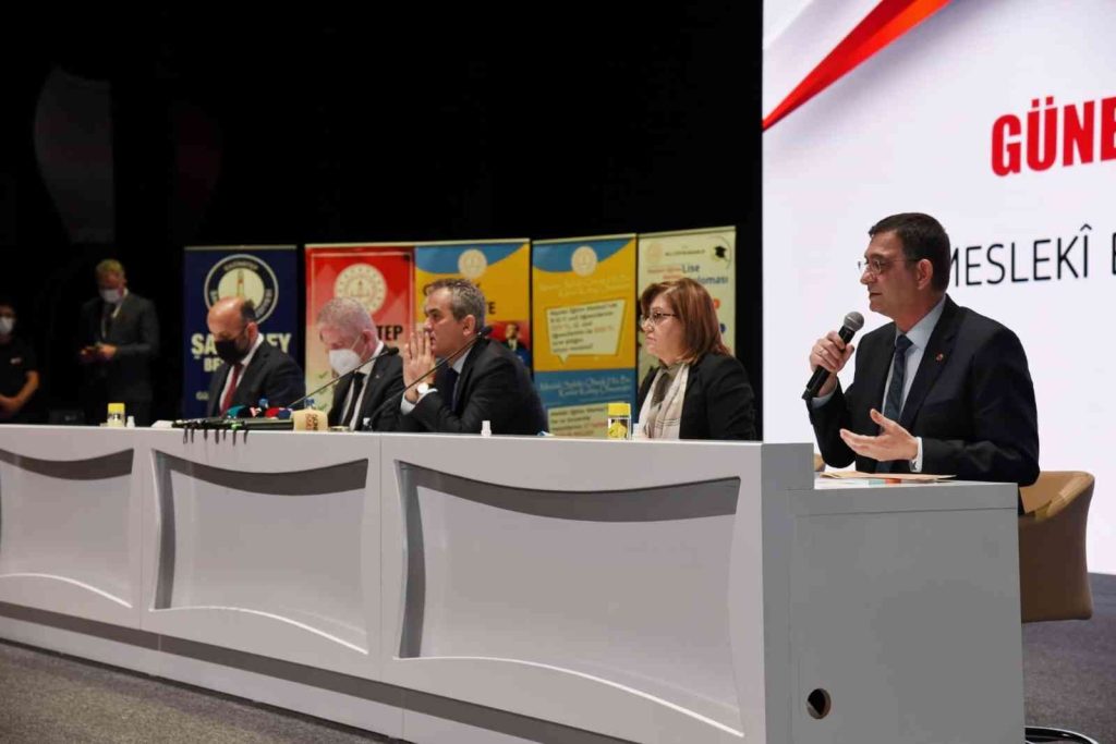 GSO Başkanı Ünverdi: “Geleceğimizi nitelikli gençlerle inşa edeceğiz”