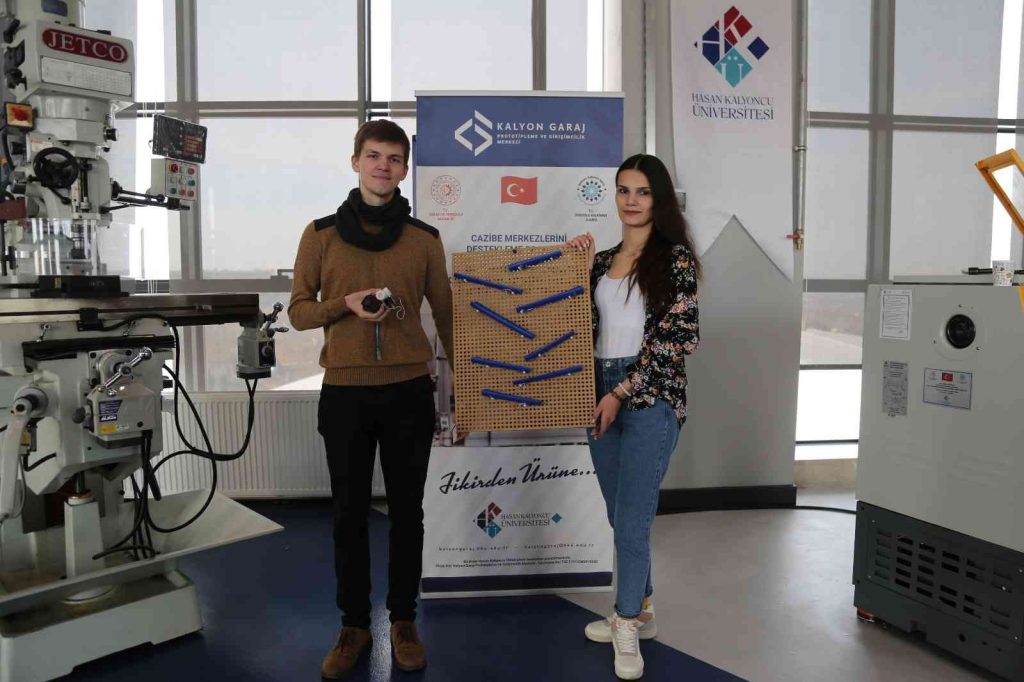 HKÜ Uluslararası Öğrencilerin teknolojik çalışmalarına destek oluyor