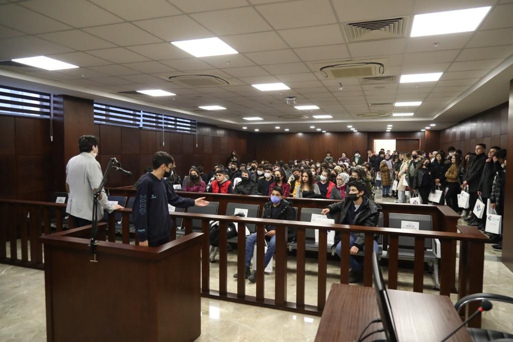 HKÜ, üniversite hayali kuran liseli öğrencilerin ilgi odağı