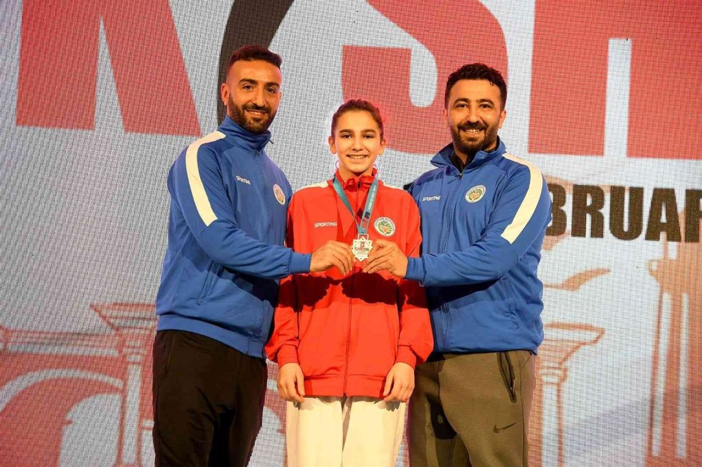 Malatyalı genç tekvandocu uluslararası turnuvada ikinci oldu