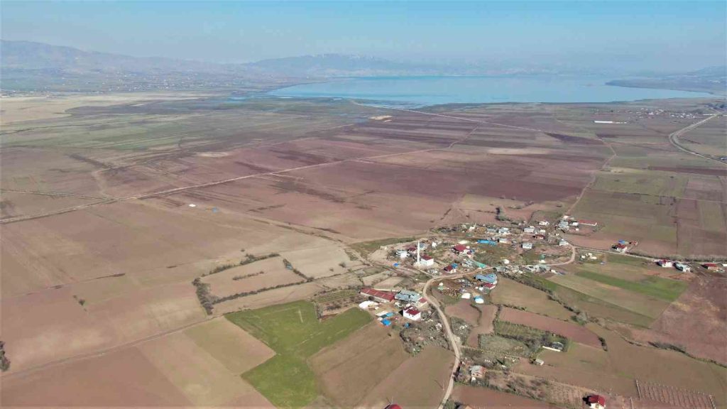 Risk alarak baraj sahasını eken çiftçileri ’Yağış’ endişesi sardı