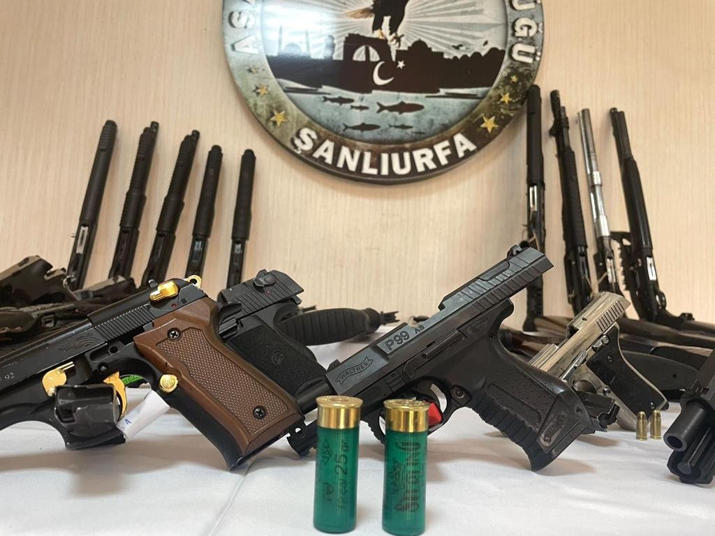 Şanlıurfa’da 2 bin 420 silah ele geçirildi