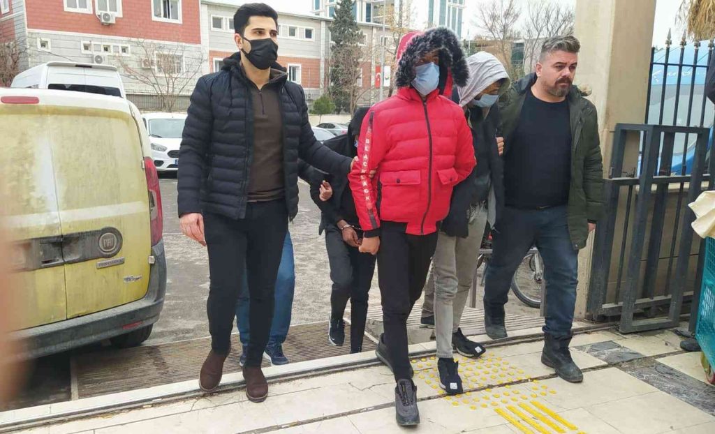 Şanlıurfa’da 3 kişilik hırsızlık çetesi çökertildi