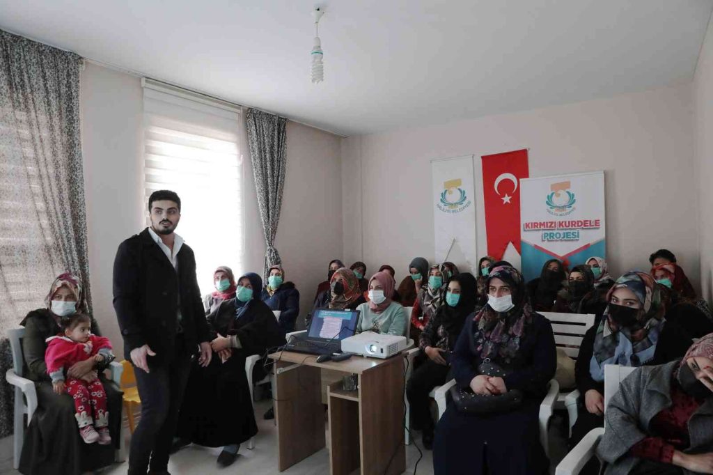 Şanlıurfa’da kadınlara yönelik sağlık semineri verildi
