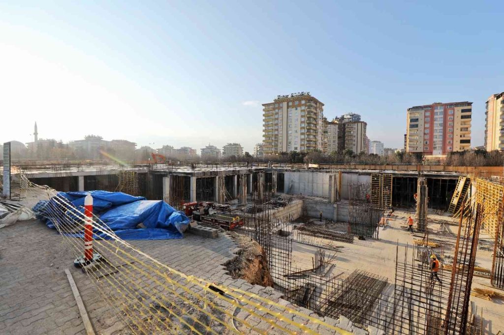 Şehitkamil Sahnesi, yükselmeye devam ediyor