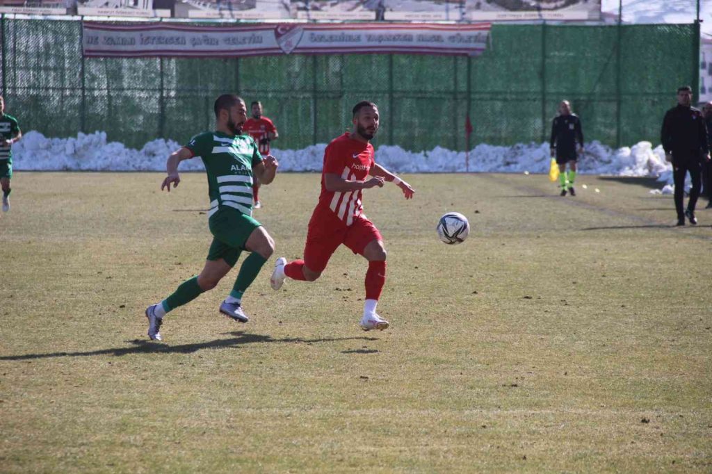 TFF 3. Lig: HD Elazığ Karakoçan FK: 1 – AH Iğdır FK: 2
