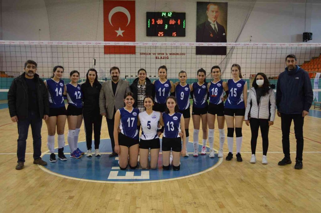 Voleybol 2. Lig: Elazığ Belediyesi: 3 – Mardin Gençlikspor: 0