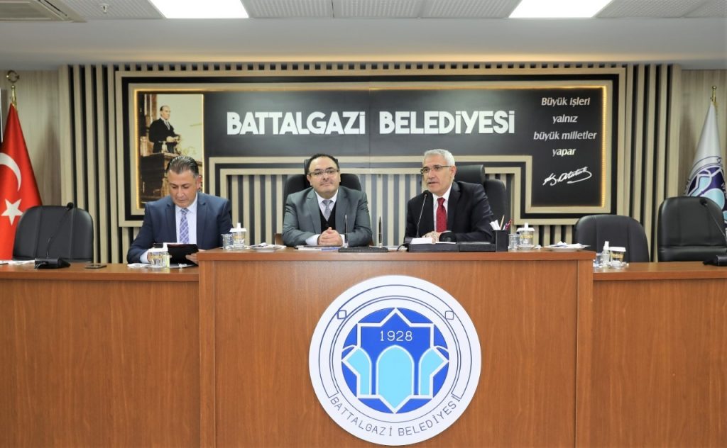 Başkan Güder, Böke’ye sunum yaptı