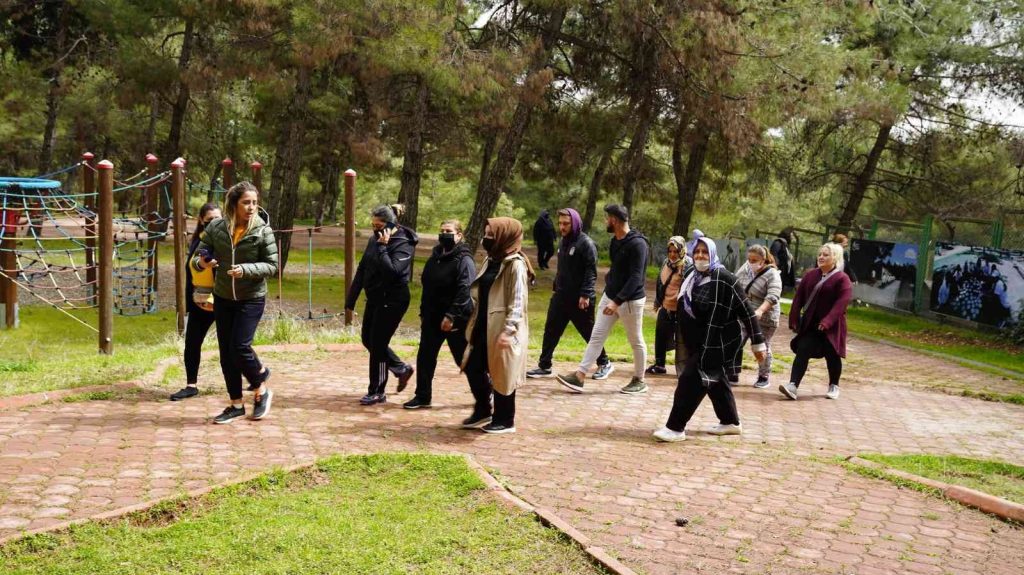 Büyükşehir’in obezite kampında 320’yi aşkın kişi fazla kilolarından kurtuldu