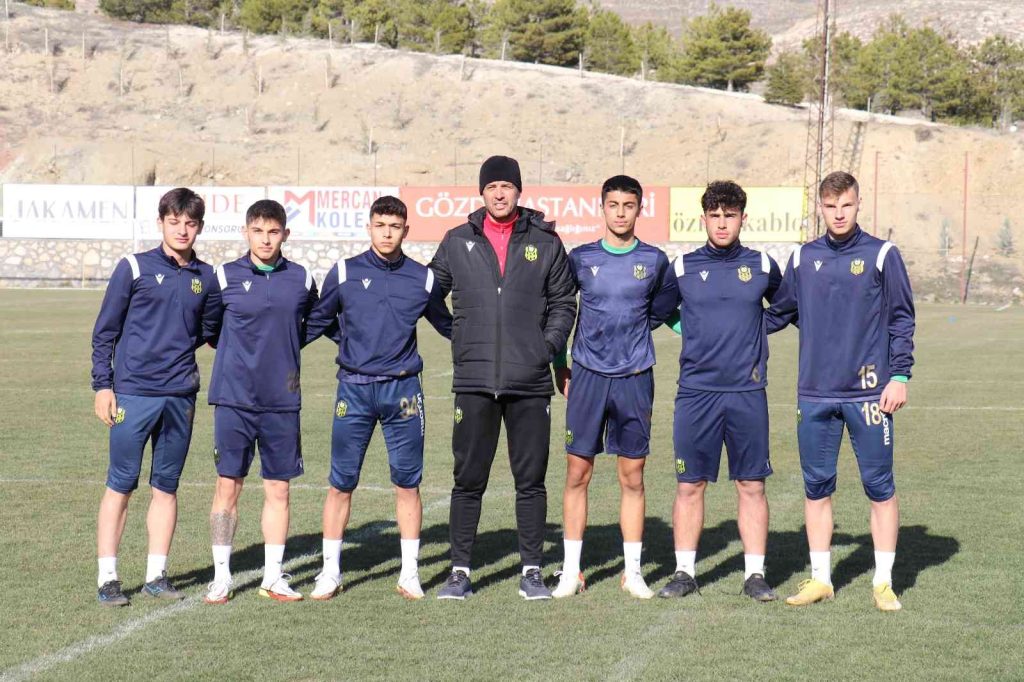 Cihat Arslan: “Sonuna kadar başımız dik mücadele etmemiz lazım”