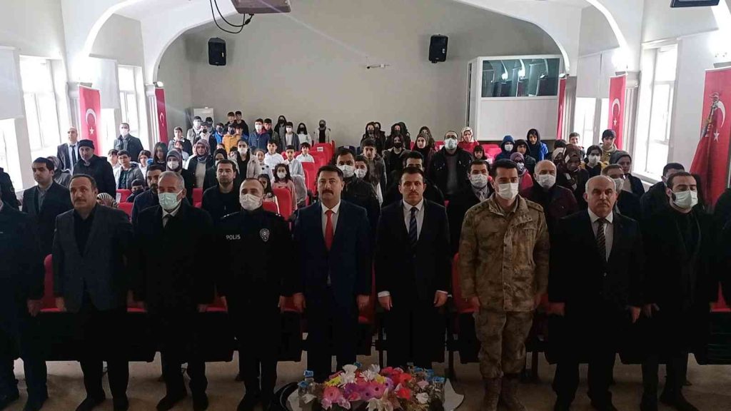 Dicle’de İstiklal Marşı’nın kabulü ve Mehmet Akif Ersoy’u anma programı