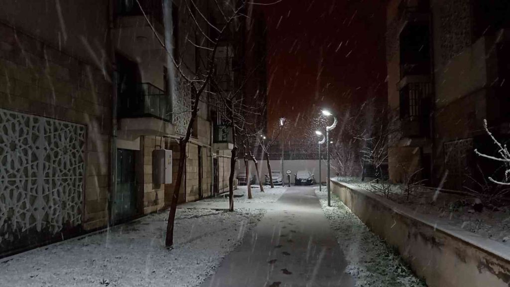 Diyarbakır mart ayında beyaza büründü