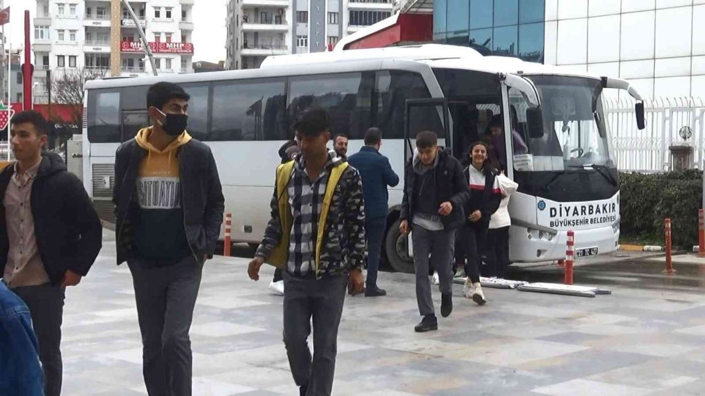 Diyarbakır’da 280 çocuk ilk defa sinemayla tanıştı