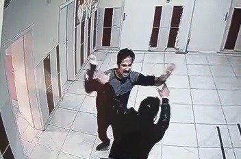 Diyarbakır’da öğrencilerin gözü önünde veli ile öğretmen kavga etti