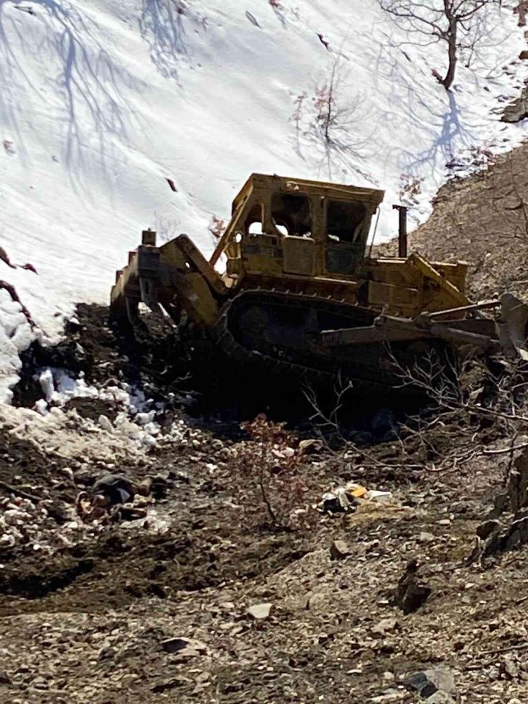 Elazığ’da dozer uçuruma yuvarlandı: 1 ölü