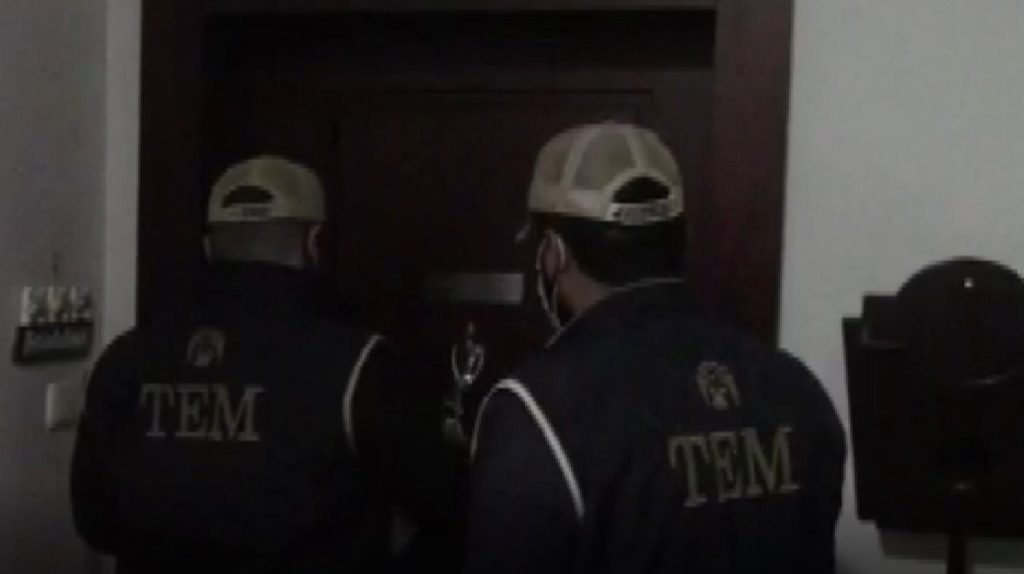 FETÖ/PDY’ye operasyon: 8 gözaltı