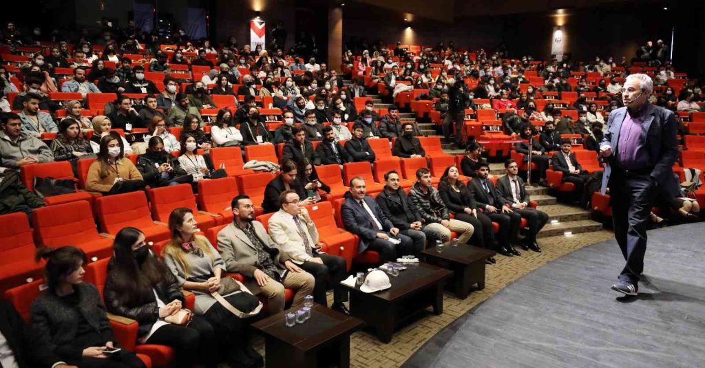 GAÜN’de 5’inci kariyer zirvesi başladı