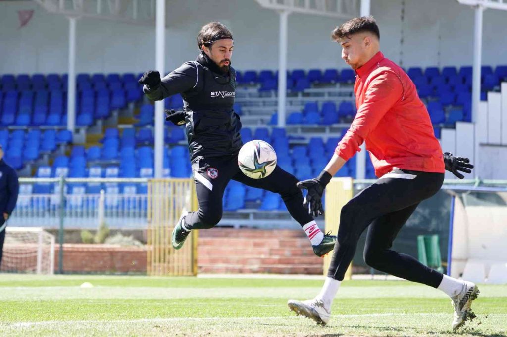 Gaziantep FK, Galatasaray maçı hazırlıklarına başladı