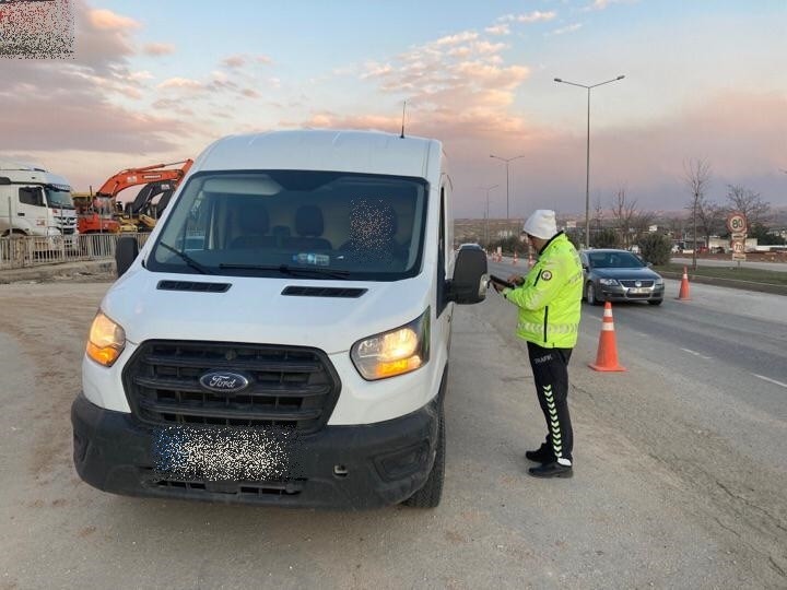 Gaziantep’te 6 günde 4 bin 549 araç ve sürücüsüne ceza kesildi