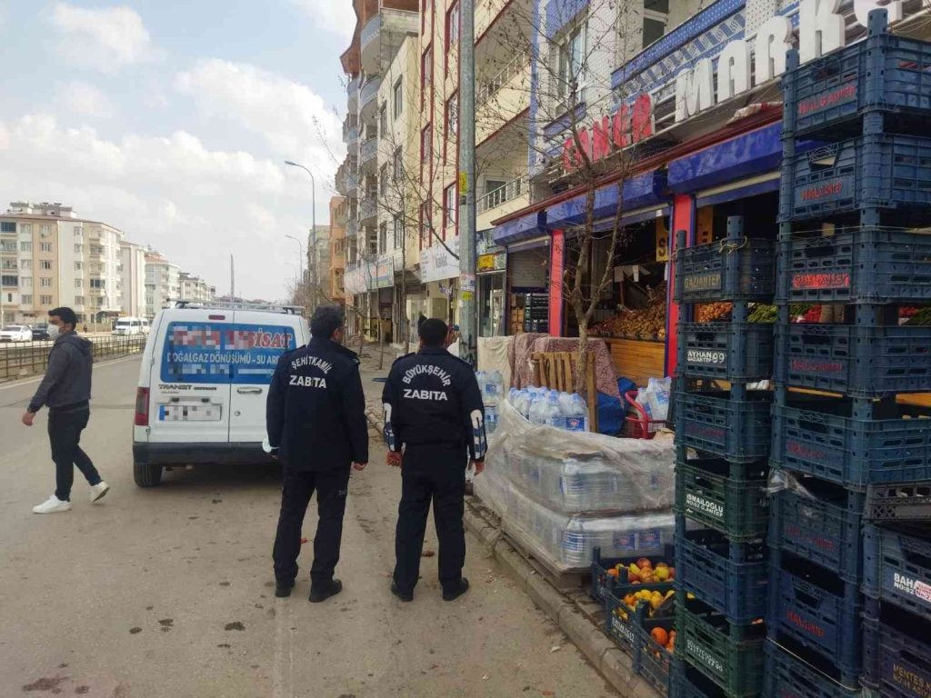 Gaziantep’te kaldırım işgallerine karşı denetimler sürüyor