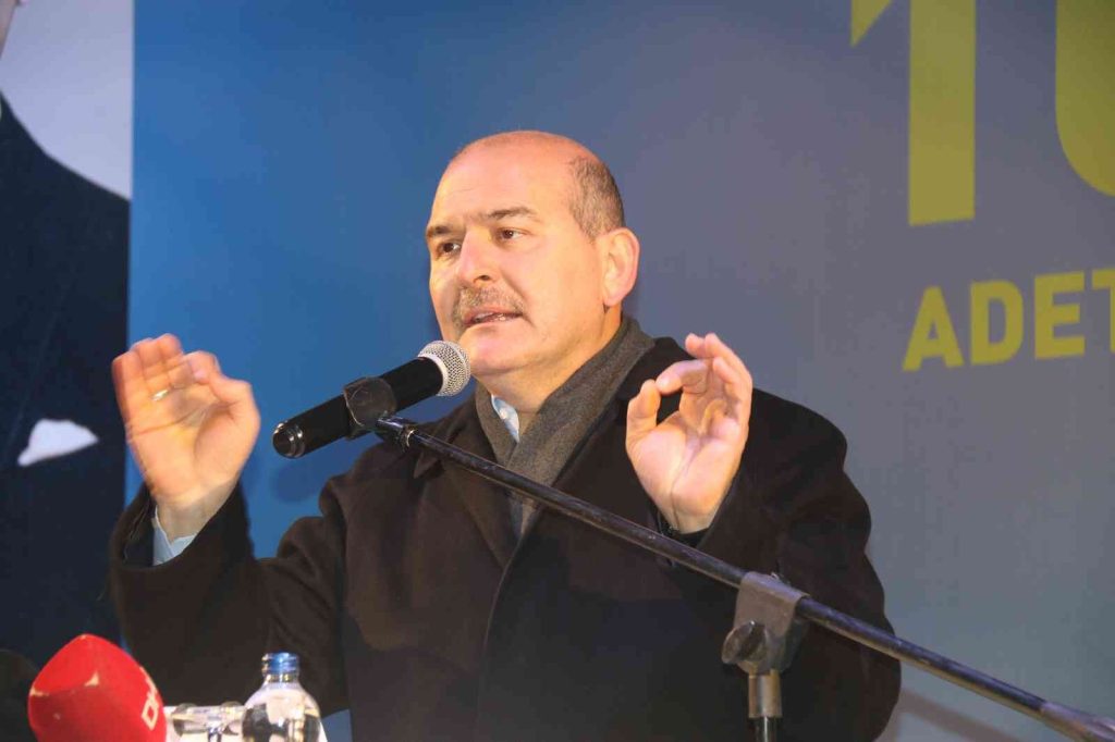 İçişleri Bakanı Soylu: “Ne Avrupa’dan ne Amerika’dan aman dileyeceğiz, kendi göbeğimizi kendimiz keseceğiz”