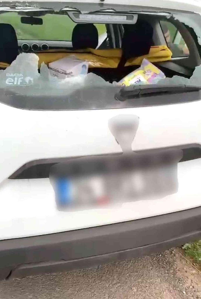 Kaçak kontrolü yapan Dicle Elektrik çalışanlarına saldırı: Bir çalışan bacağından ısırıldı