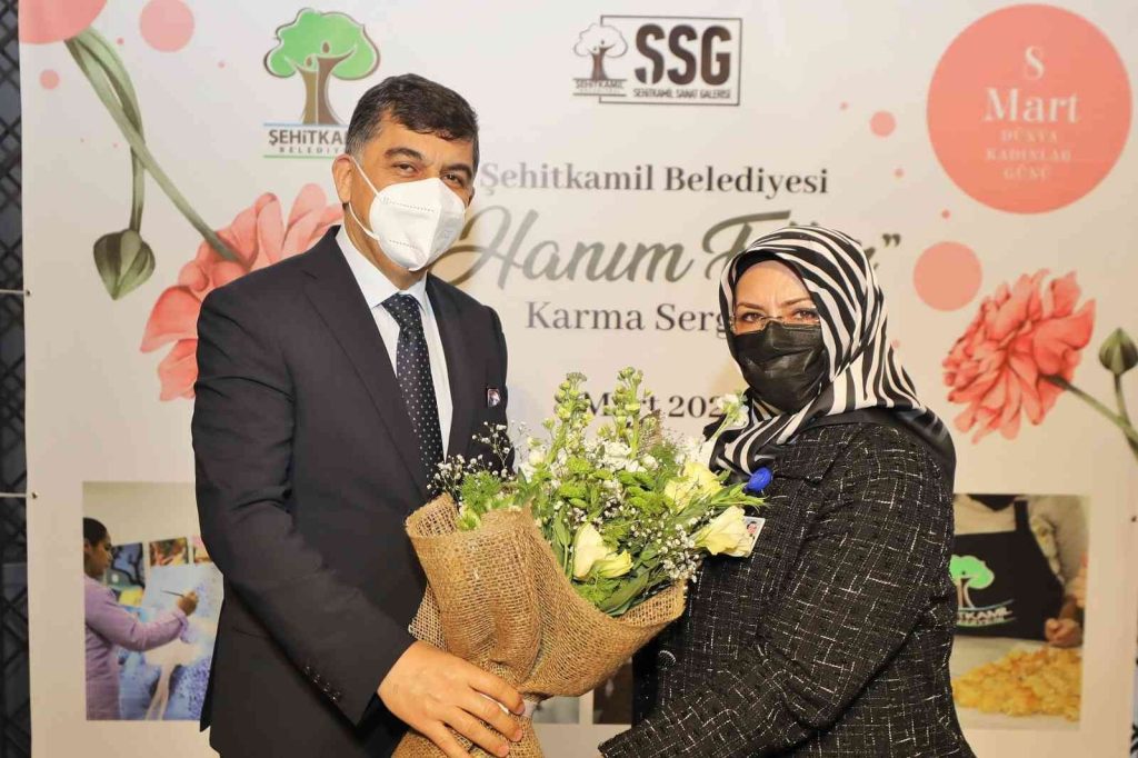 Kadınlar, ürettikleri eserleri beğeniye sundu