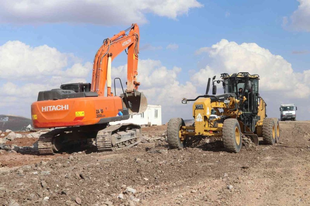 Karaköprü’de yeni yol çalışması