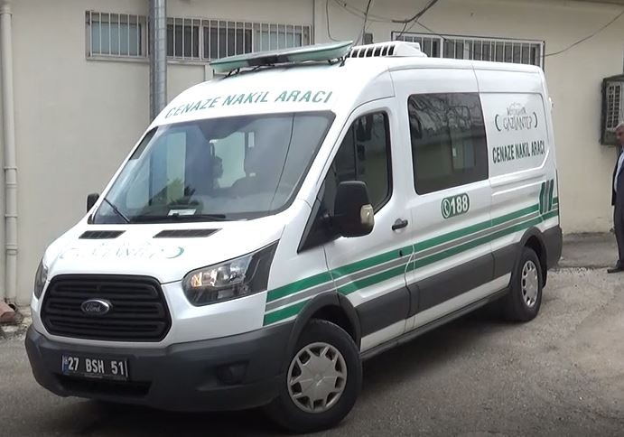 Karbonmonoksit gazından zehirlenen yaşlı kadın yaşam savaşını kaybetti