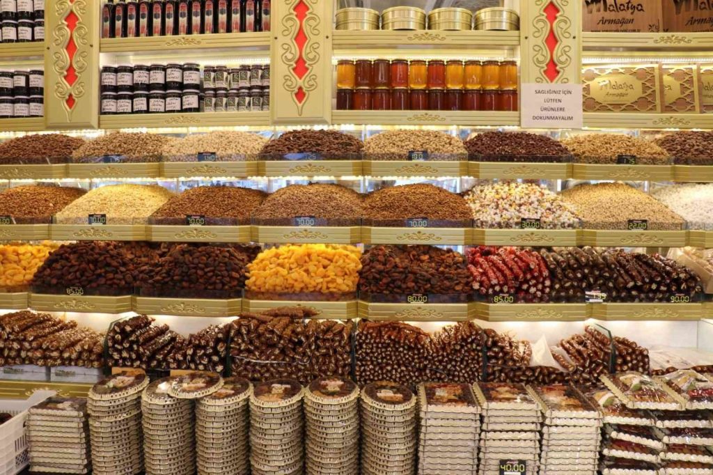 Kayısı da Şubat ihracatı ile 28 milyon 840 bin dolar gelir sağlandı