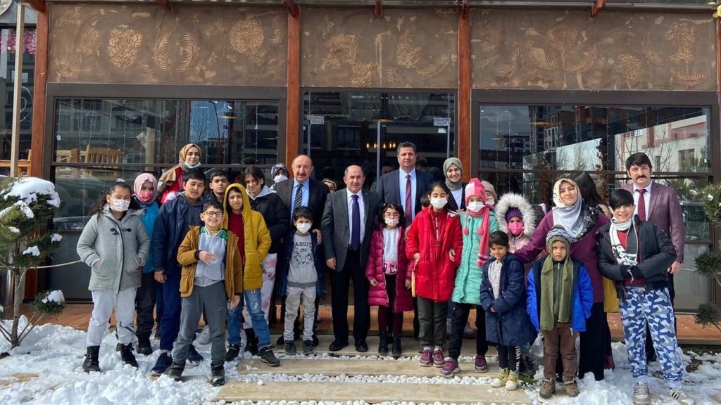 Malatya’da dezavantajlı çocuklar kahvaltıda bir araya geldi