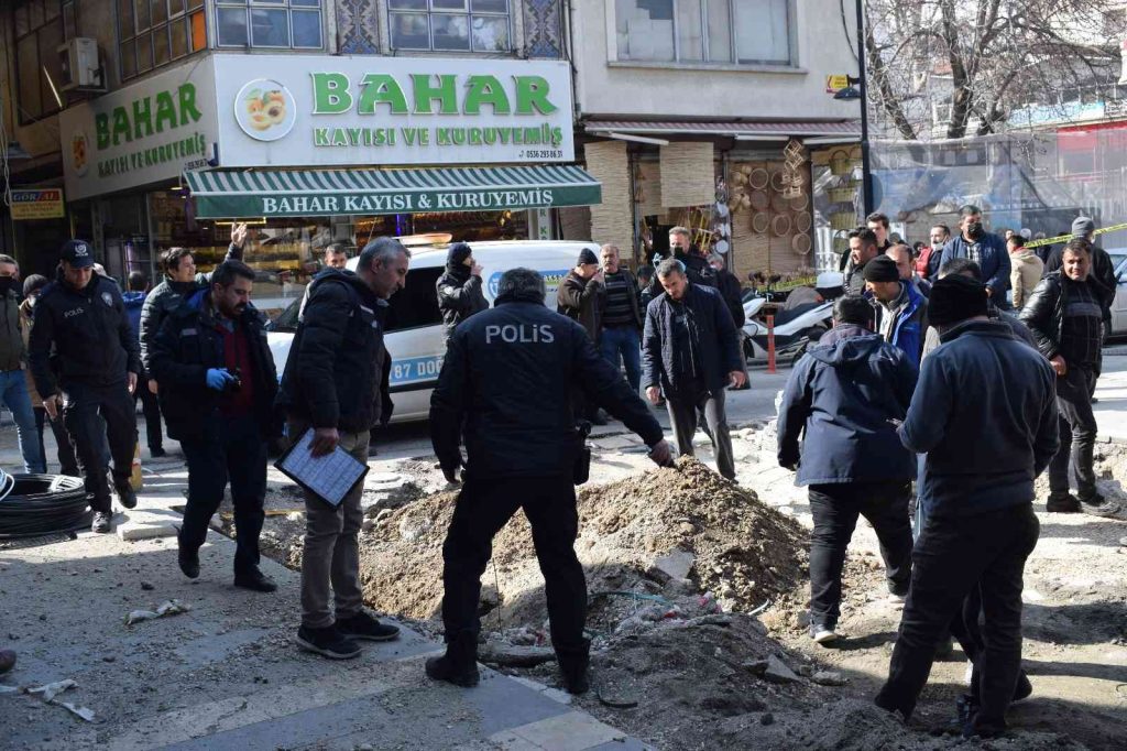 Malatya’da doğalgaz borusu patladı