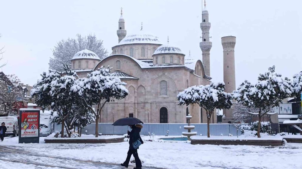 Malatya’da kar yağışı etkili oldu