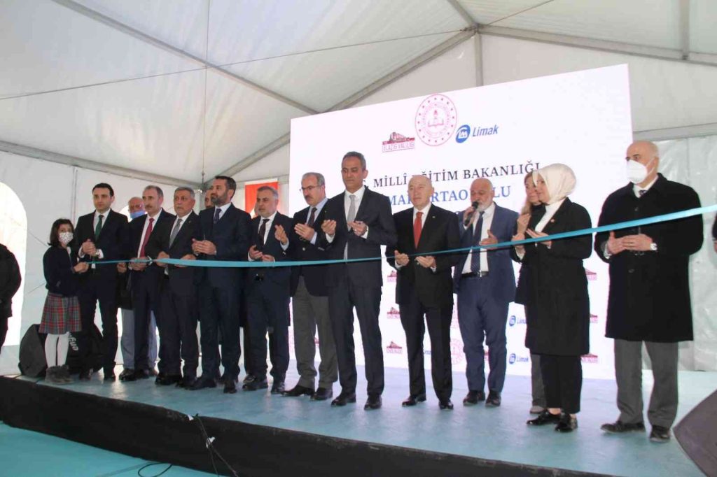 Milli Eğitim Bakanı Özer: “Son 19 yılda Türkiye’de eğitimde seferberlik ilan edildi”
