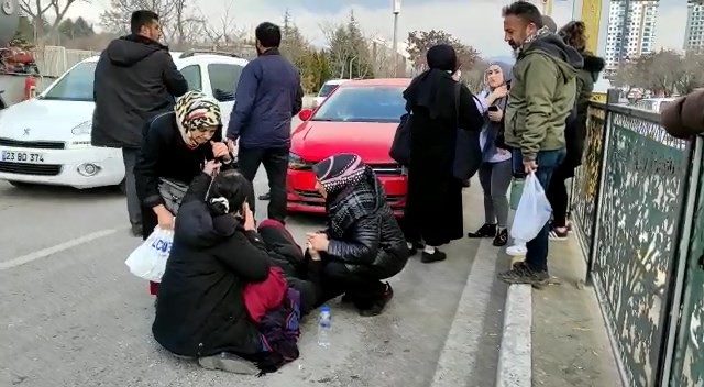 Otomobilin çarptığı kadın yaralandı