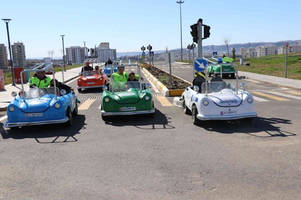 Şanlıurfa’da çocuklara trafik eğitimi verildi
