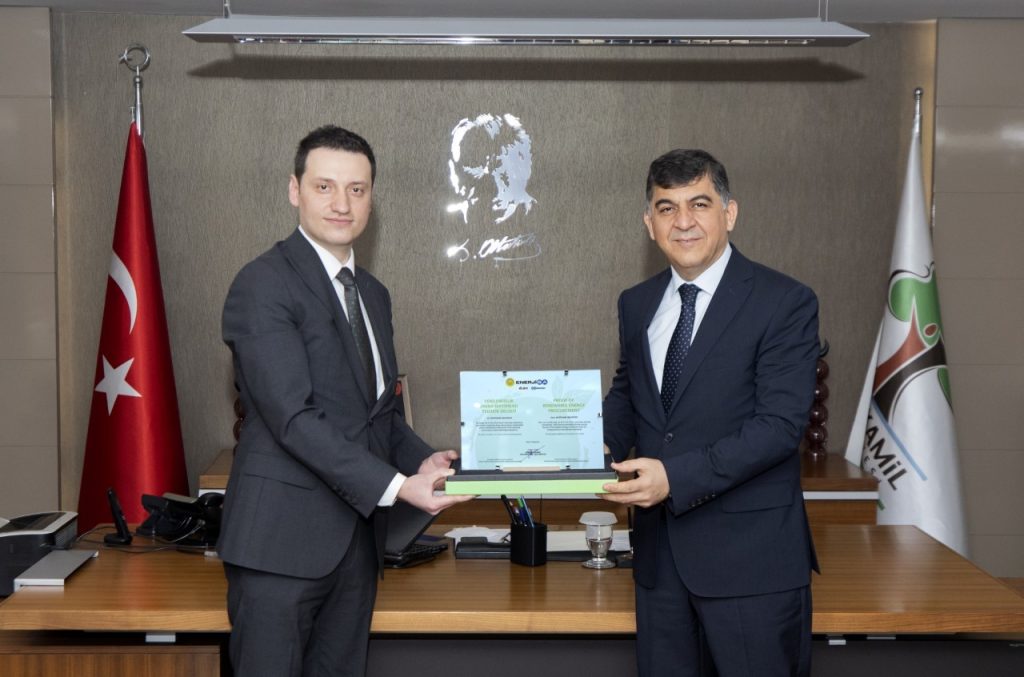 Şehitkamil Belediyesi, yenilenebilir enerji kullanımında öncü oldu