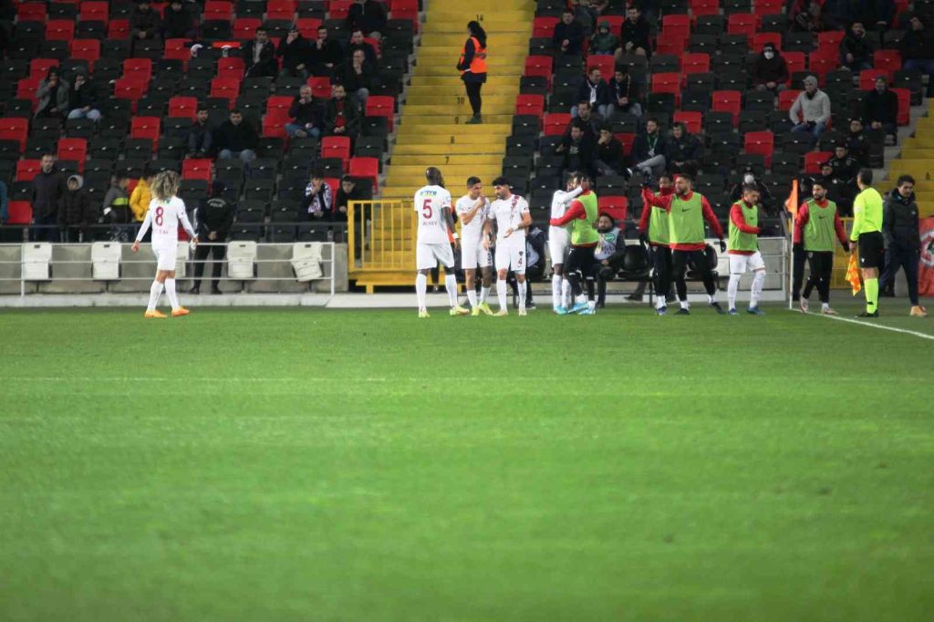 Spor Toto Süper Lig: Gaziantep FK: 1 – Hatayspor: 2 (İlk Yarı)