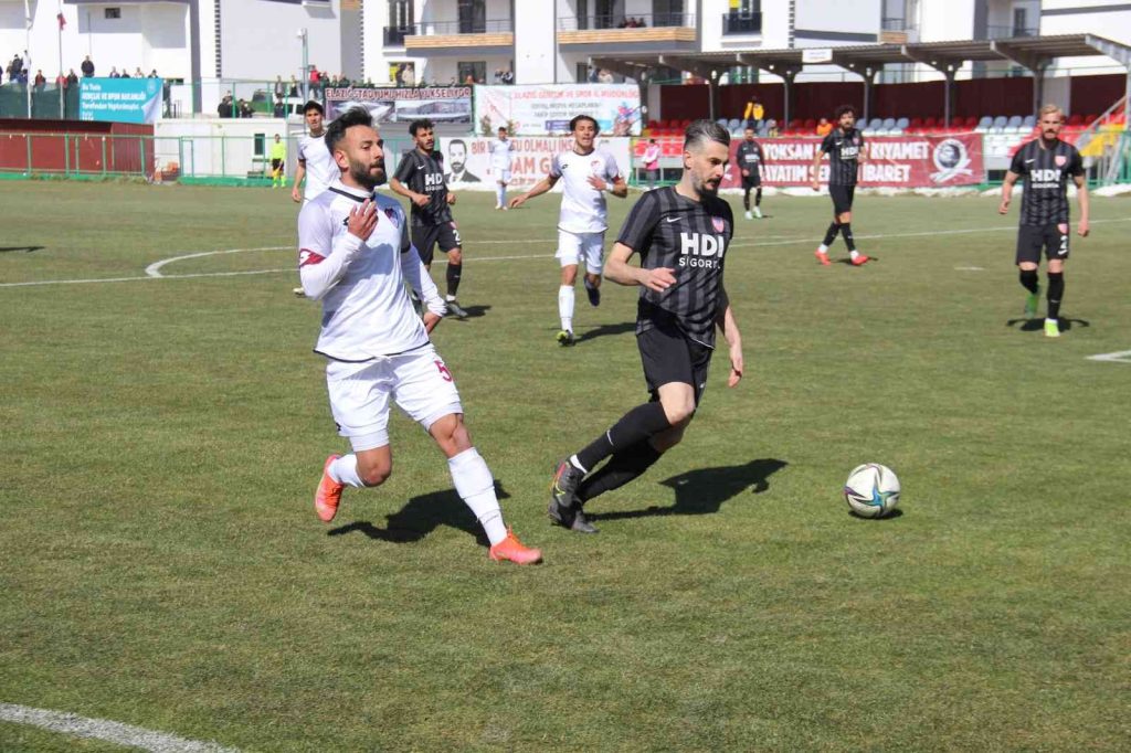 TFF 3. Lig: Elazığspor: 2 – Nevşehir Belediyespor: 2