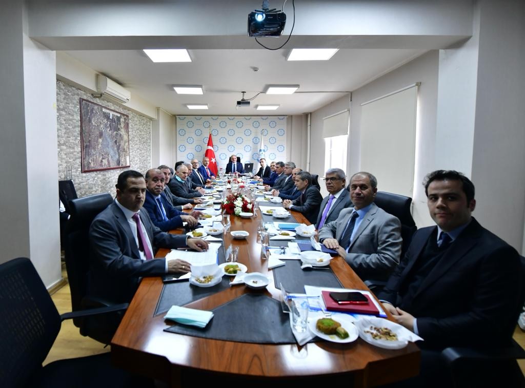 Vali Münir Karaloğlu başkanlığında DİSKİ’nin yatırımları ele alındı