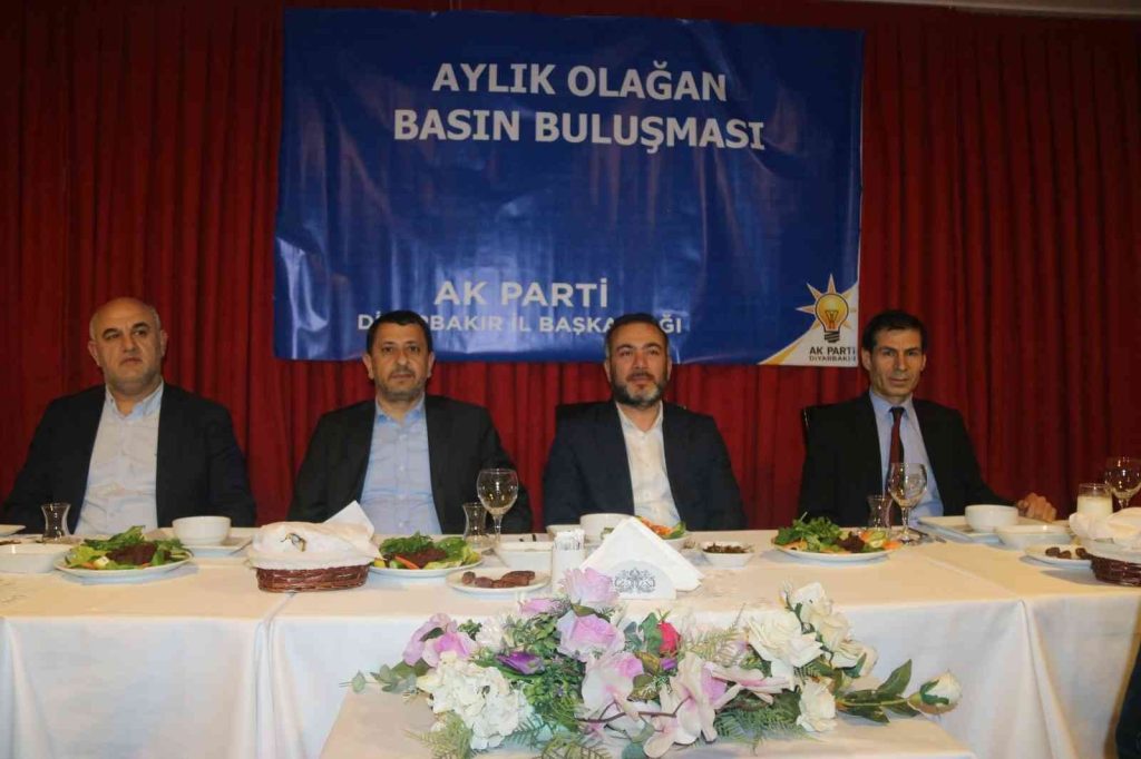 AK Parti Diyarbakır İl Başkan Aydın’dan Özgür Özel’e sert tepki