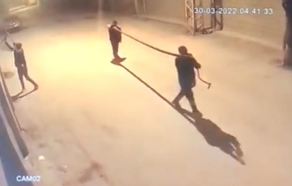 Aynı anda kameraya yakalanan hırsızlar yakalandı