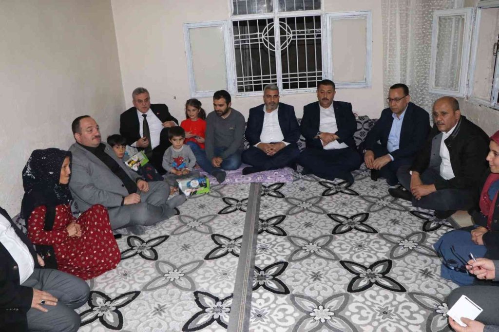 Başkan Ekinci iftar sofrasına misafir oldu