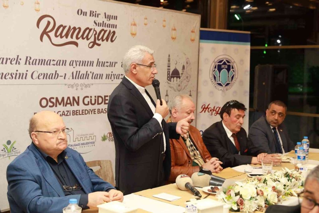 Başkan Güder, basın mensuplarıyla iftarda biraya geldi
